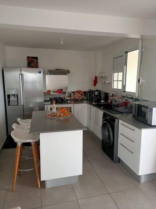 A 10Min De La Plage, Agreable Appartement Lumineux Le Robert Zewnętrze zdjęcie